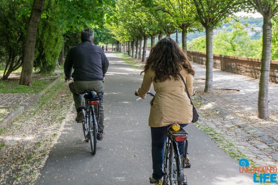 Budapest: E-Bike Guided Tour and Castle Hill - Why this 3-hour e-bike route is ideal for first-time Budapest