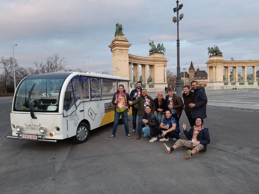 Budapest: eBeerBus Sightseeing Tour - The ride loop: from Heroes’ Square to Andrassy Avenue