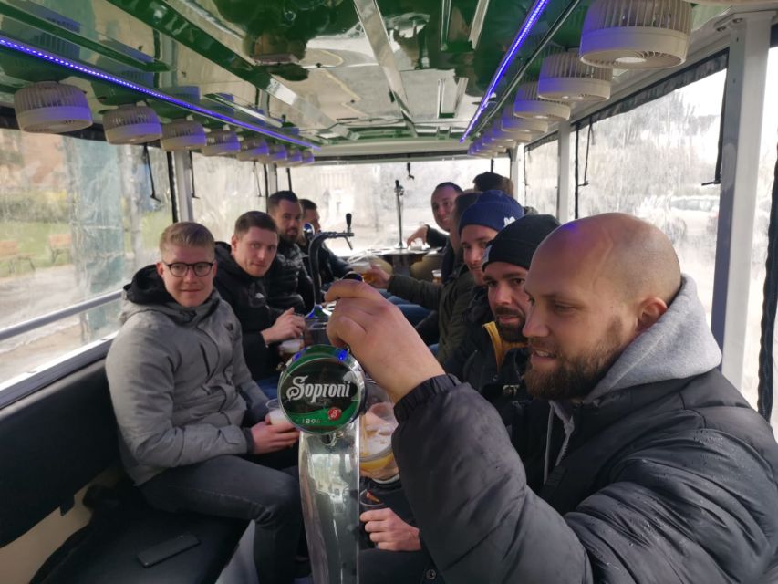 Budapest: eBeerBus Sightseeing Tour - House of Terror and Oktogon: iconic sights, fast viewpoints