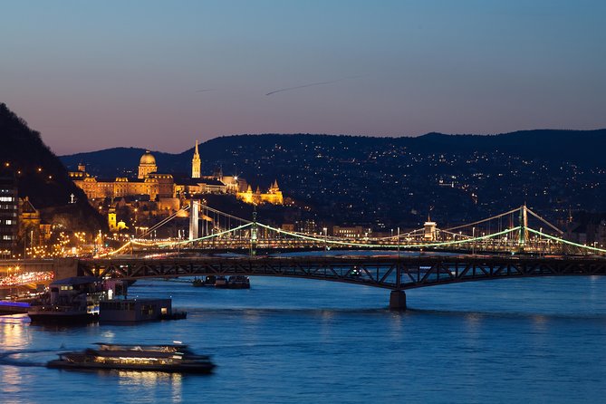Budapest Essential Walk&Food tasting - How the Budapest Essential Walk and Food Tasting Unfolds