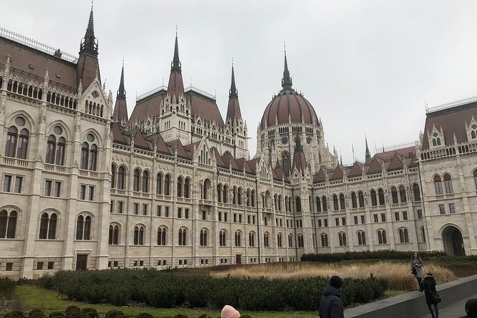 Budapest Essentials Private Tour Highlights and Hidden Gems - Basilica time: skip lines, best Pest viewpoint, and the included ticket