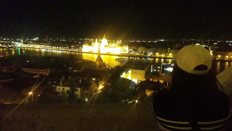 Budapest: Evening Castle Hill Tour with Fishermen's Bastion - Illuminated Royal Palace architecture: seeing the Castle as a stage