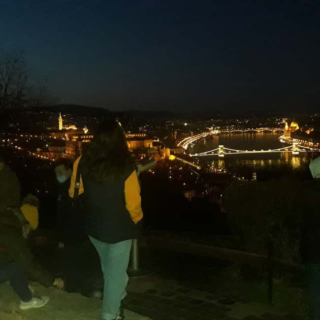 Budapest: Evening Castle Hill Tour with Fishermen's Bastion - Price and logistics: why $44 feels fair