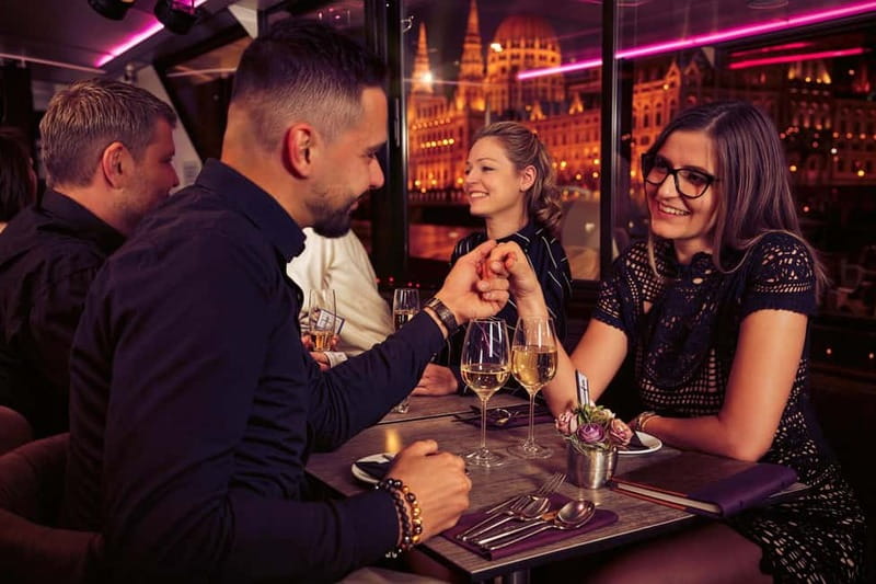 Budapest: Evening Cruise with 4-Course Dinner - Key highlights at a glance