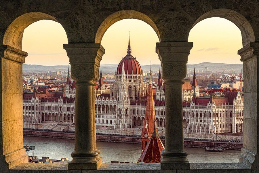 Budapest Full Day Tour - Danube Promenade: Views That Make the History Stick