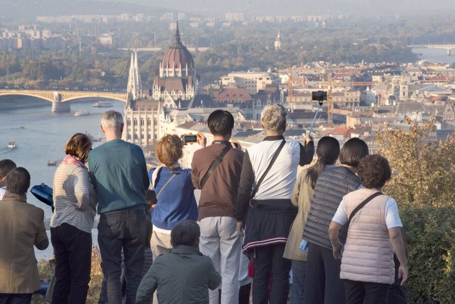 Budapest: Grand City Tour with Parliament Visit - A 4.5-Hour Budapest Power Tour That Ends Inside Parliament