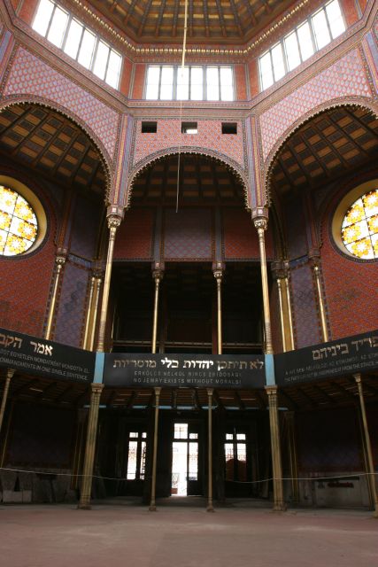 Budapest Grand Half-Day Jewish Heritage Tour - Starting at Dohány Street Synagogue, the Tour’s Main Anchor