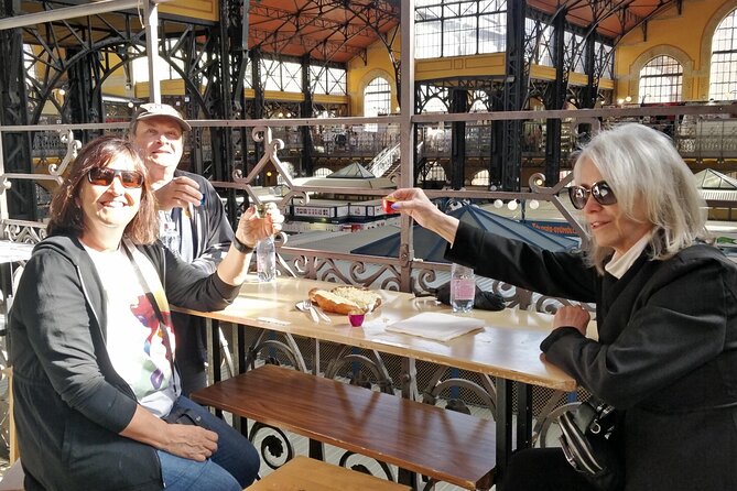 Budapest Great Market Hall Chef‑Led Private Tasting Tour - How the chef guide turns market items into history and food sense