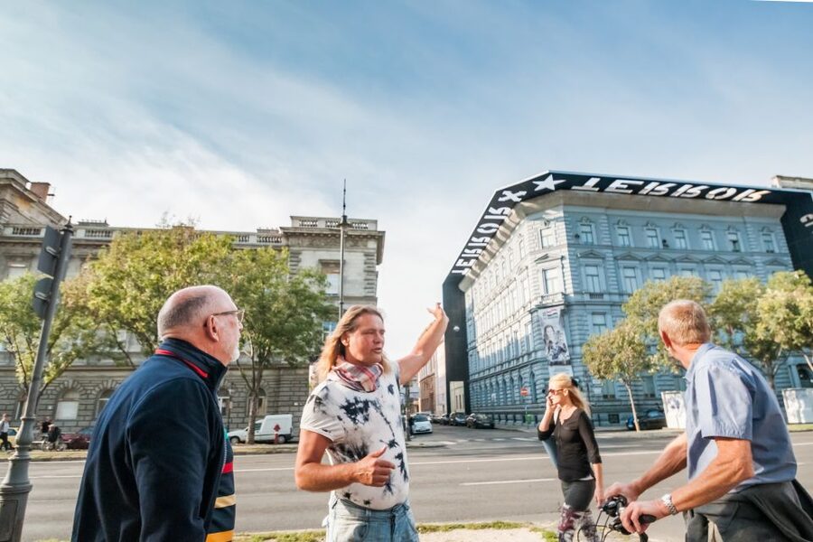 Budapest: Guided City Discovery Bike Tour - Key Highlights You’ll Feel Fast