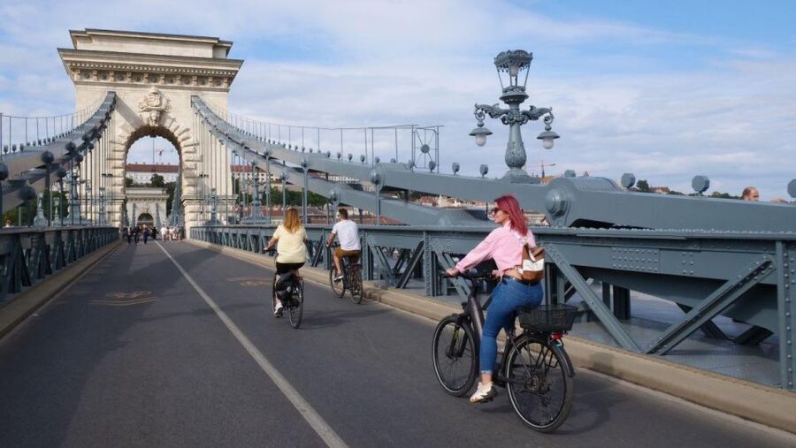 Budapest: Guided E-Bike Sightseeing Tour - Citadella viewpoint: the view that makes the ride worth it
