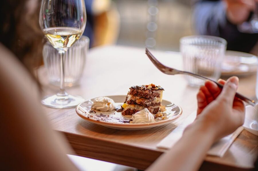 Budapest: Guided Foodie Walking Tour with Food and Drinks - Practical tips so your evening stays easy and fun