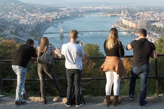 Budapest Guided Half-Day Grand City Tour with Parliament Visit - Pace, sound, and group size: when the tour feels smooth or stressful