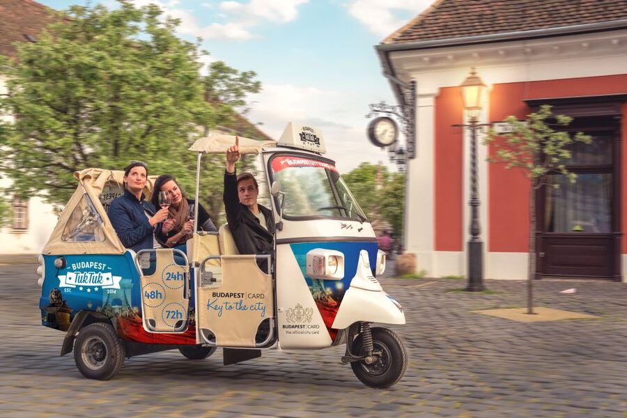 Budapest: Half-Day Exclusive Highlights Private Tour - Price and value: is $181 per person worth it?
