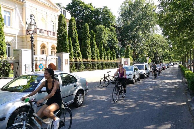 Budapest Highlights Bike Tour with a local guide - Andrássy Avenue and the Hungarian State Opera vibe