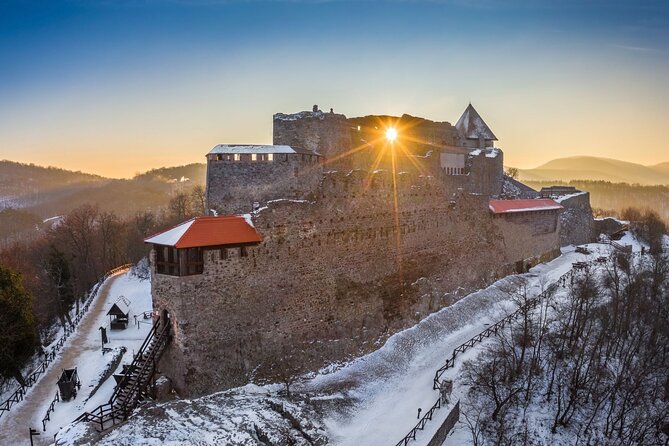 Budapest Hike to Visegrád Castle w or wo Sauna/Danube beach - Why This Mix of Hike and Sauna Works So Well