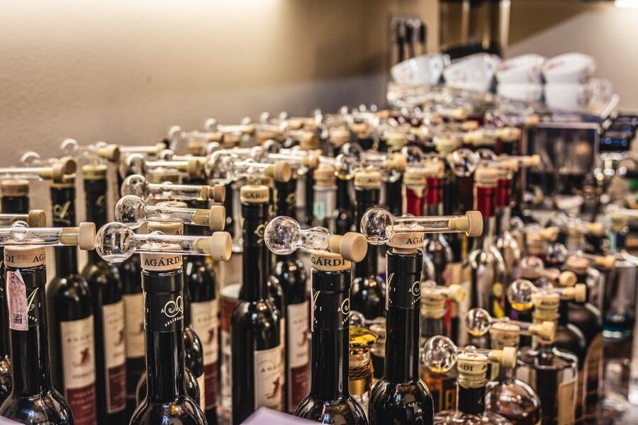 Budapest: Hungarian Whisky, Gin, and Pálinka Tasting - The Tasting Flight: 6 Pálinkas Plus Agárdi Gin and Whisky