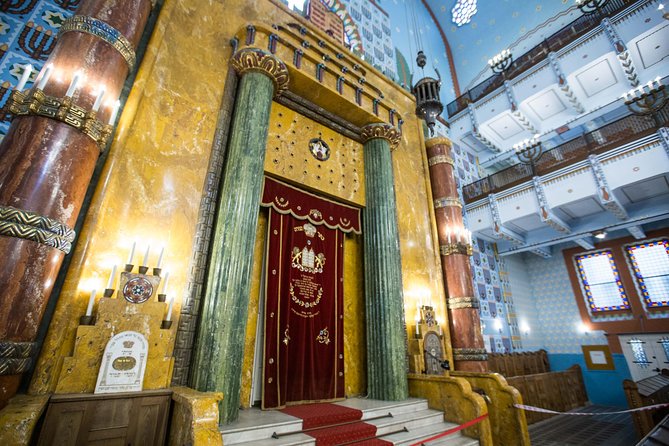 Budapest Jewish Cuisine & Culture Walk - Traditional lunch with wine, not just more snacks