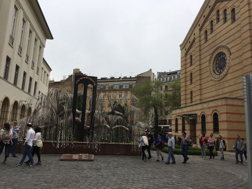 Budapest: Jewish District Private Walking Tour - Key highlights to look for