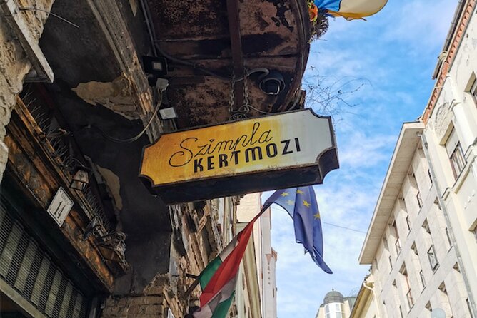 Budapest (Jewish Quarter) Scavenger Hunt and Self-Guided Tour - How the Scavenger Hunt Helps You Learn Without a Lecture