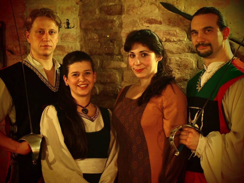 Budapest: Medieval Dinner Show with Drinks - Portion Size and Eating Comfort: Plan for a Big Plate