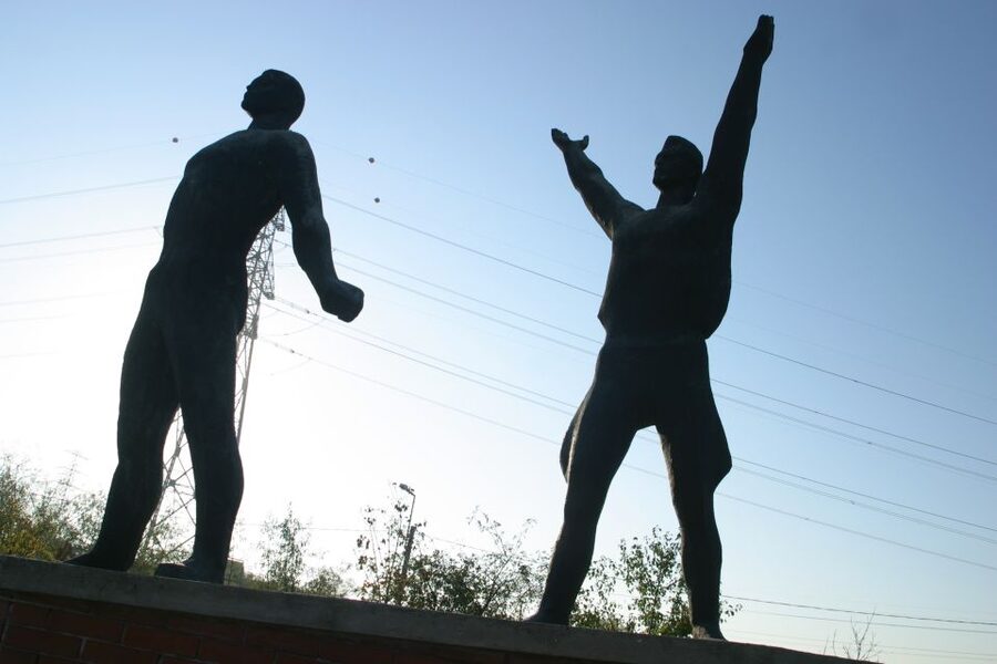 Budapest: Memento Park Ticket - Stalin’s Grandstand: the first big impression you can’t ignore