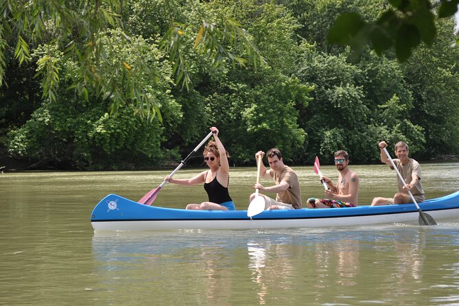 Budapest North Canoe Trip - Safety brief and canoe basics with a steersman who keeps it calm