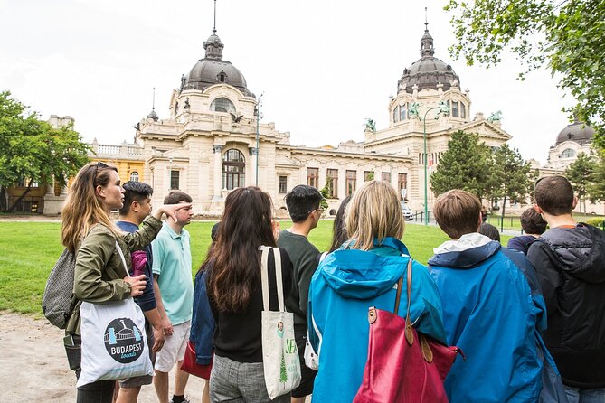 Budapest Overview Private tour - Heroes’ Square: Hungarian history in one of Budapest’s biggest stages
