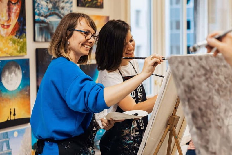 Budapest: Paint and sip experience - Wine and conversation without turning it into a party
