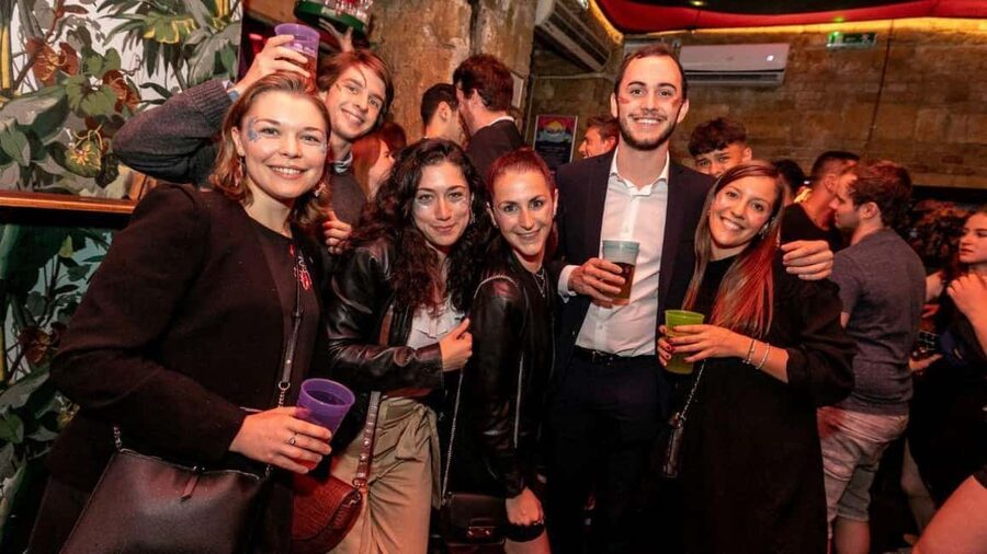 Budapest: Party District Bar-Hop with 2hr Unlimited Drinks - Instant-Fogas VIP finish with skip-the-line entry