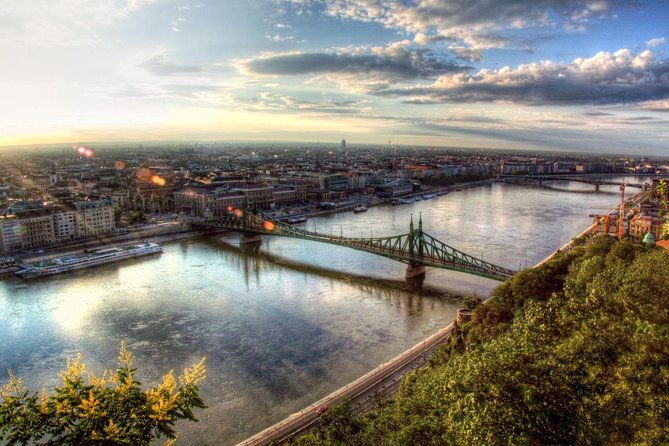 Budapest Private 4 Hour City Tour Experience with a car / van - Gabor Dora’s guide style, and why it changes what you see