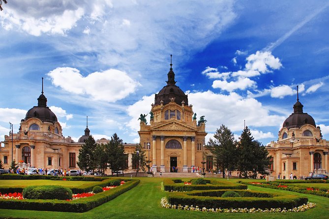 Budapest: Private 4-Hour Walking Tour with a Local - Széchenyi Bath area and Vajdahunyad Castle: the look you came for