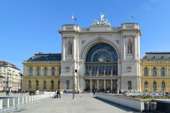 Budapest Private Arrival Transfer: Railway station to hotels - What actually happens when you arrive at the station