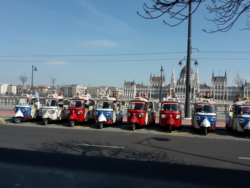 Budapest: Private City Tuk-Tuk Tour & Boat Cruise - Baths, gardens, and markets: Gellért Baths, Széchenyi Thermal Bath, Philosopher’s Garden