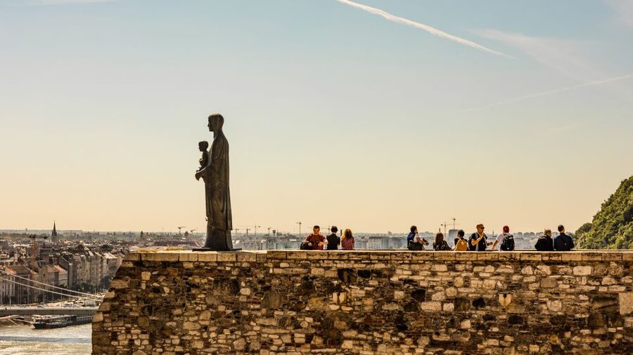 Budapest: Private Custom Tour with a Local – Icons & Gems - Main tourist sites, chosen by you