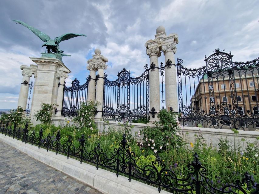 Budapest: private deluxe tour with a native, in Spanish - A private, Spanish-led Budapest with a native guide