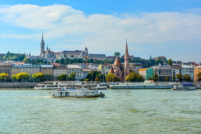 Budapest Private Luxury Sightseeing Tour with Guide and Transport - The guides and drivers, based on what people praise most