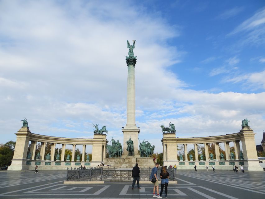 Budapest: Private Luxury Sightseeing Tour - Danube Riverfront UNESCO Views and Efficient Photo Stops