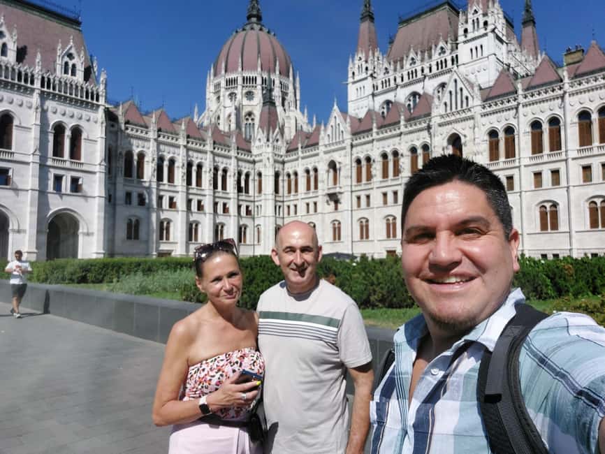 Budapest: Private Tour with a Local - Neighborhood Orientation: Groceries, Eats, and Getting Your Bearings