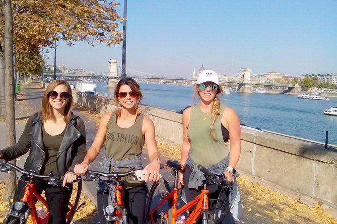 Budapest relaxed bicycle tour at sunset - Margit-sziget on two wheels, a real breather in the middle of the Danube