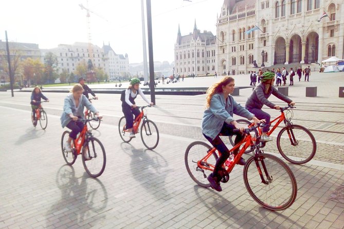 Budapest relaxed bicycle tour at sunset - Timing, comfort, and what to bring for a relaxed sunset ride