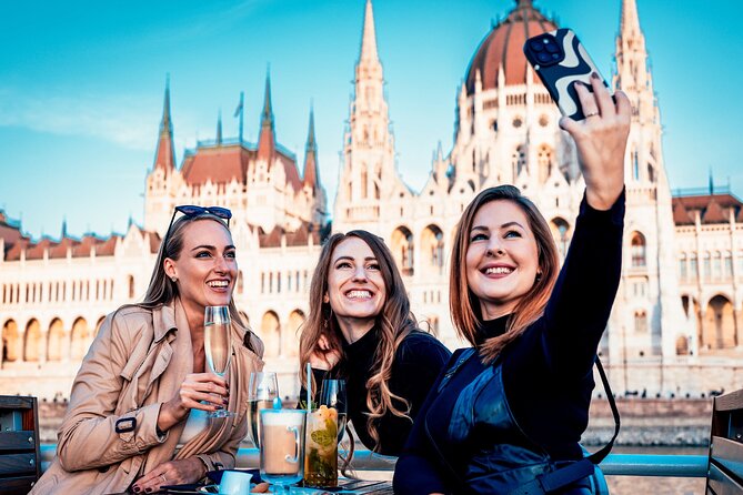 Budapest River Cruise with 1 Free Tokaj Frizzante and Audio Guide - Who should book this Budapest Danube cruise?
