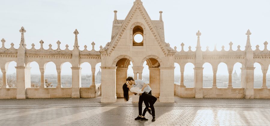 Budapest: romantic photoshoot at Buda's iconic sightseeings - Fisherman’s Bastion: romance framed by stone arches