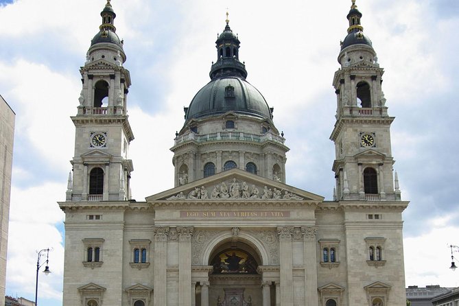 Budapest: Saint Stephen's Basilica Tour - Treasury and tower upgrade: what extra access adds to the visit