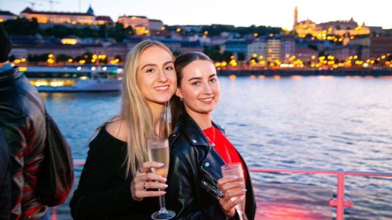 Budapest: Sip and Sail River Cruise with Unlimited Prosecco - Price Check: Why $26 Can Feel Like a Deal (If You Want the Drinks)