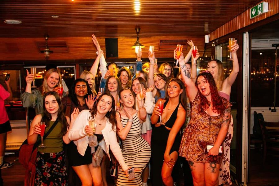 Budapest: Sip & Sail Danube Cruise with Prosecco Cocktails - Why This Budapest Sip and Sail Cruise Feels Like a Great Deal