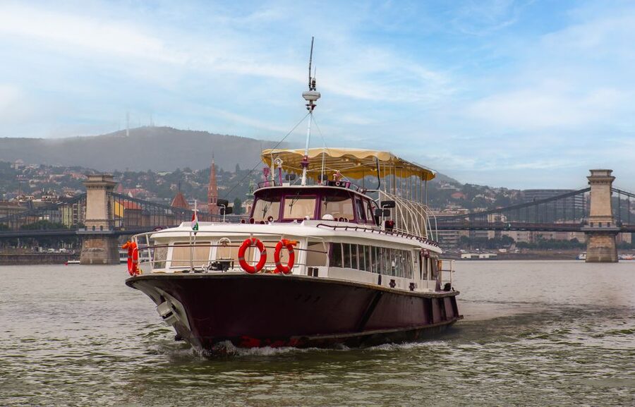 Budapest: Skyline Sightseeing Cruise with Parliament View - Key Things I’d Watch For