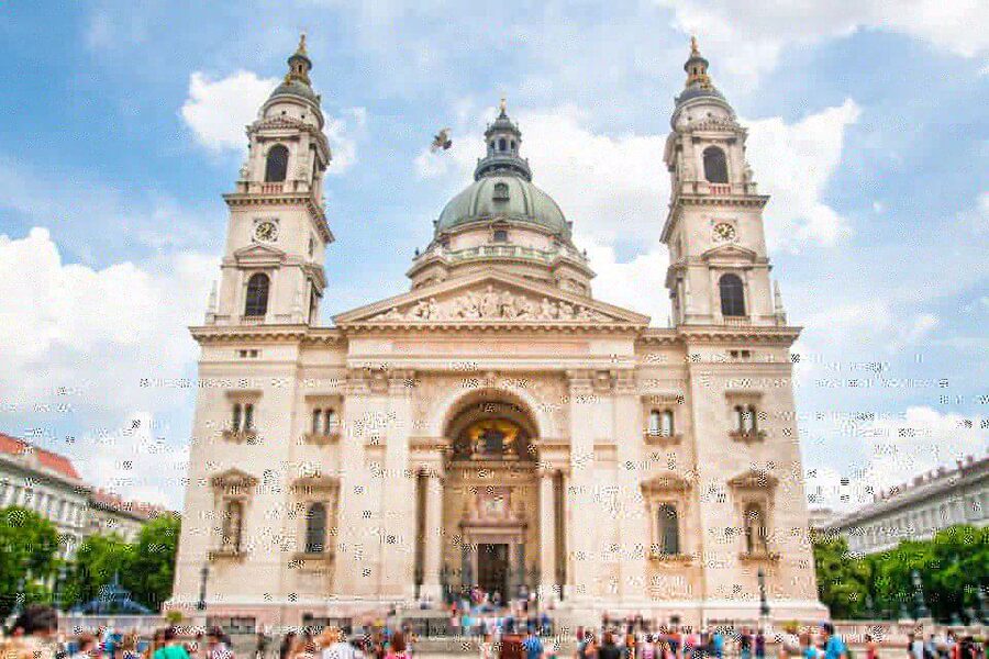 Budapest: St Stephen's Basilica Tour - Meeting Point Near Starbucks, Plus Dress Code So You Can Walk In