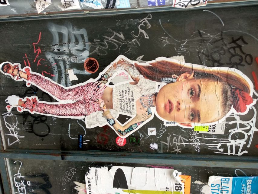 Budapest: Street Art Tour - Weather Reality: How to Prepare for an Outdoor Art Walk