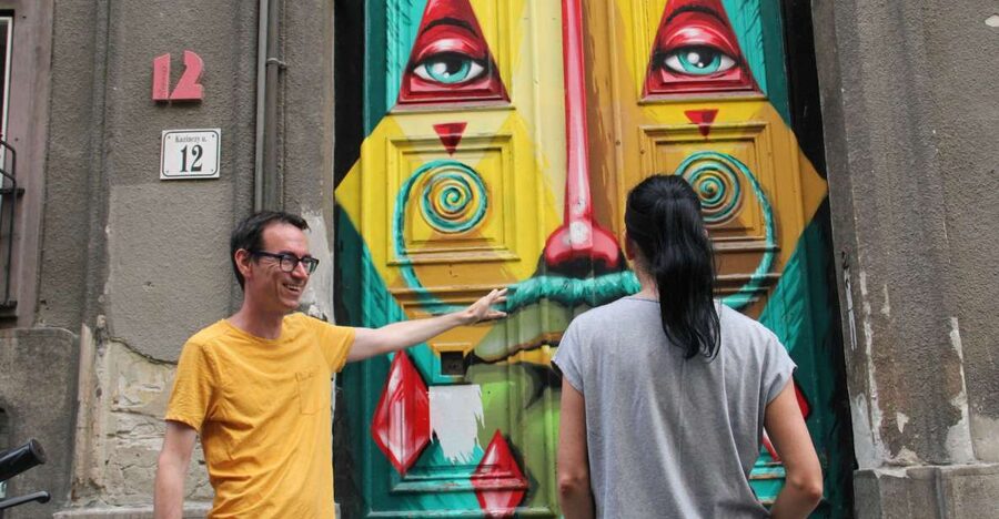 Budapest: Street Art Tour - Meet at My Little Melbourne, Then Set the Tone with Coffee