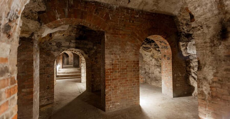 Budapest: The WWII Siege of Buda Castle & Bomb Shelter Tour - WWII Buda Castle in 90 Minutes: Why the Story Feels Personal